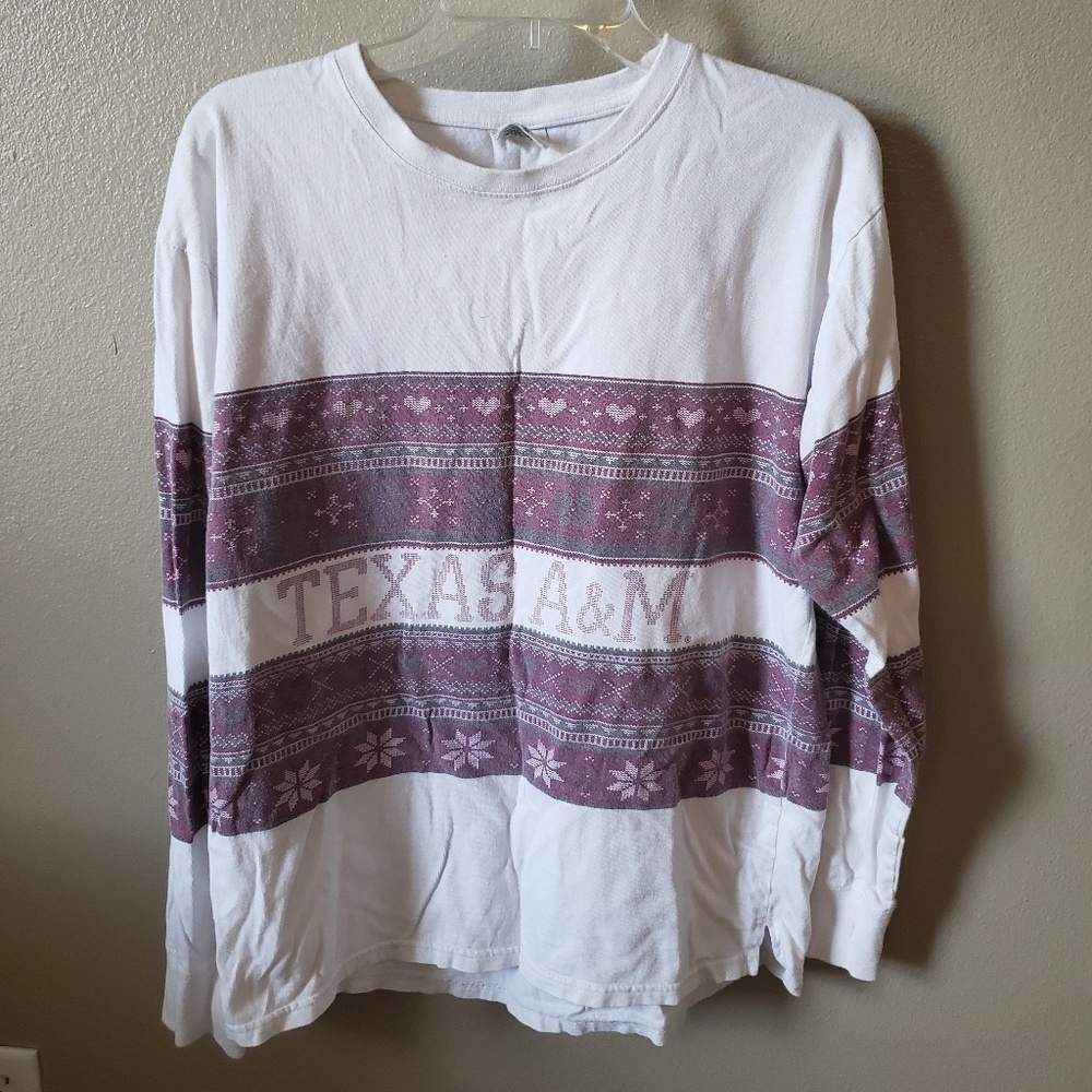 Texas A&M christmas tshirt.